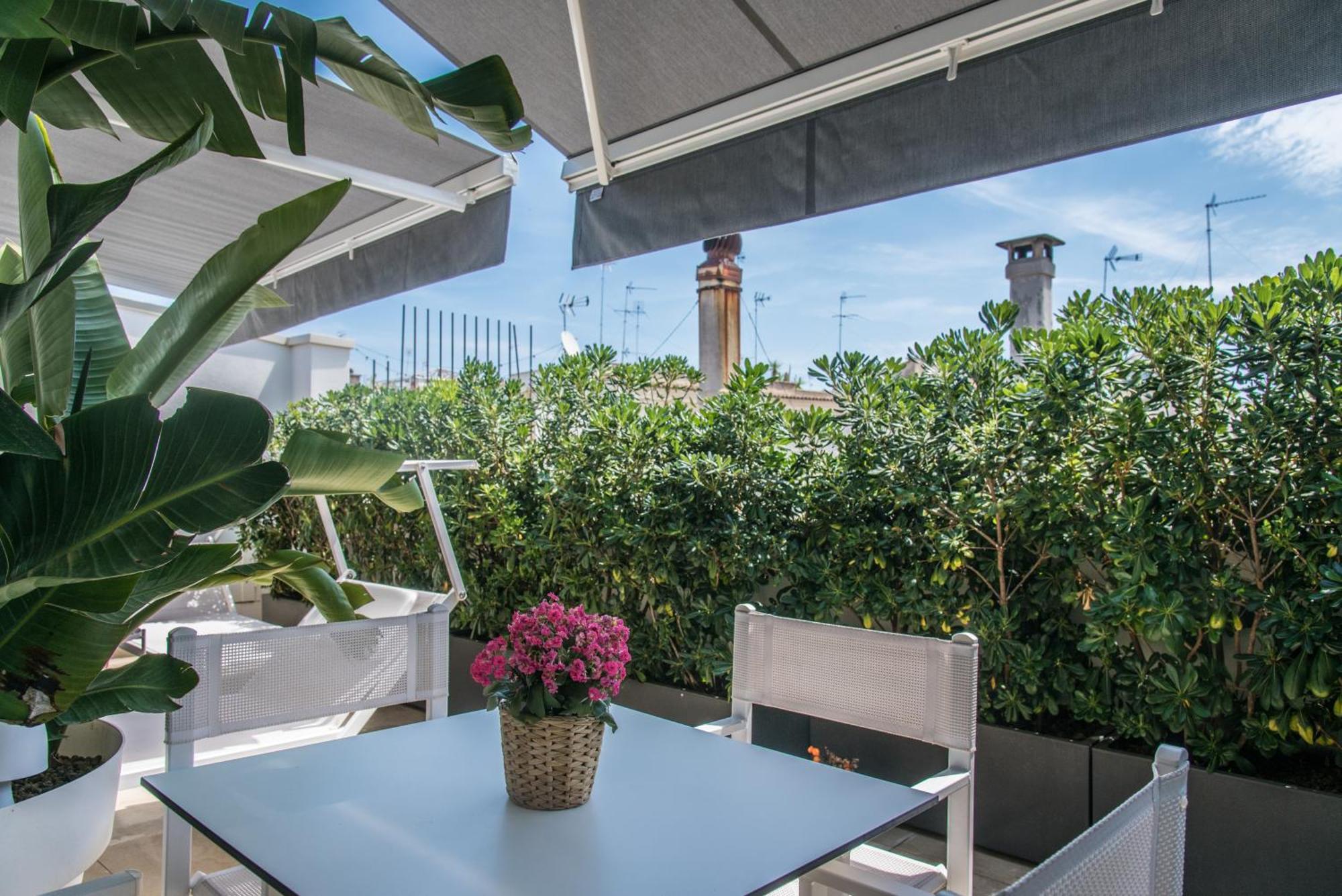 Suite Santa Chiara トラーニ 部屋 写真